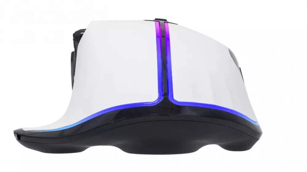 Hern&aacute; my&scaron; White Shark MARROK GM-9006 white RGB s viditeľn&yacute;m programovateľn&yacute;m tlačidlom a farebn&yacute;m RGB podsvieten&iacute;m v akcii